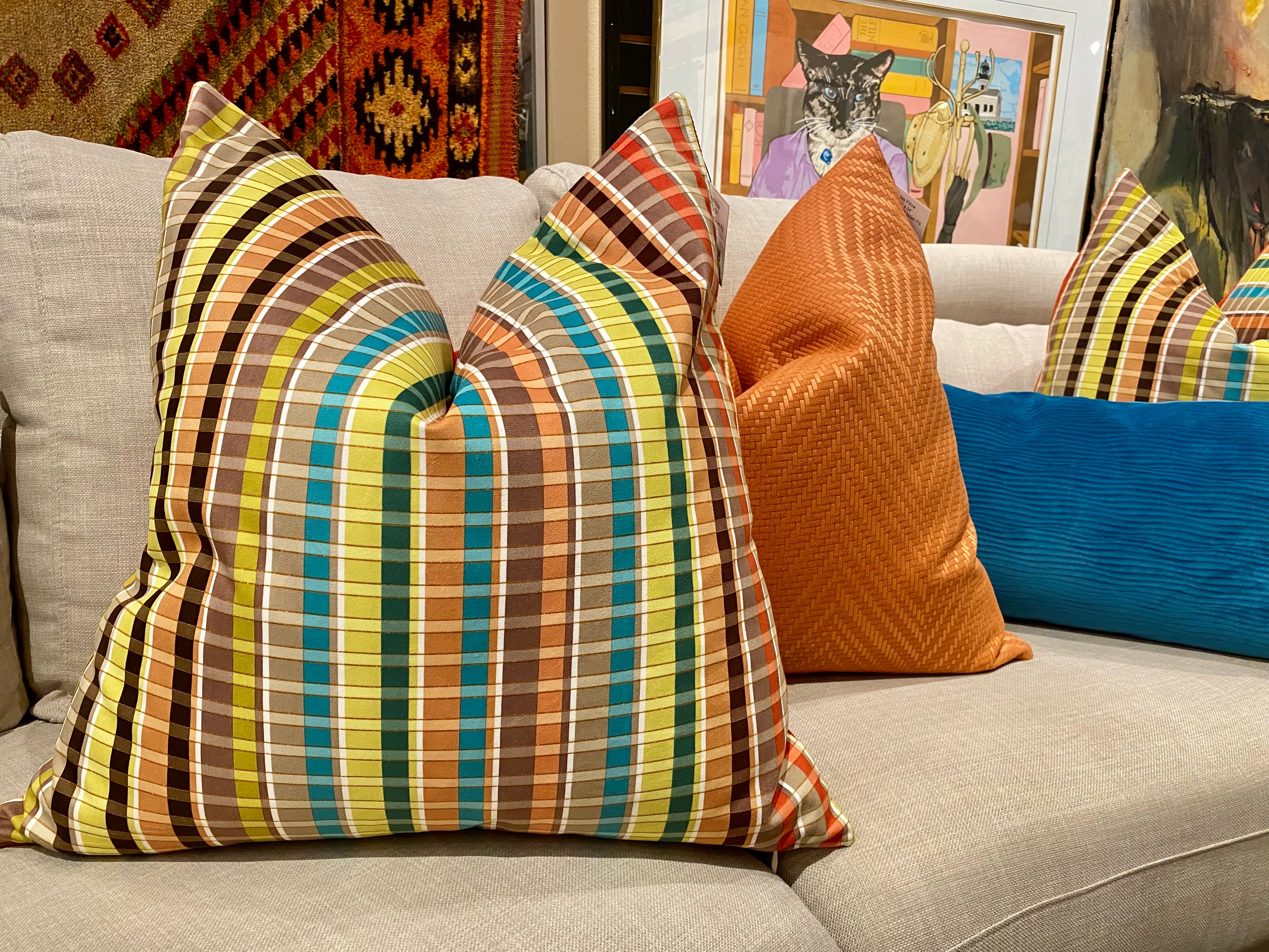 Luxury Pillow - 24" x 24" - Pantone 1