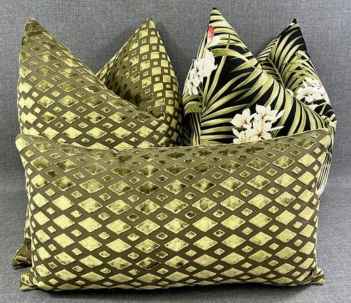 Luxury Pillow - 24" x 14" - Bassey Moss; Solid green in a basketweave diamond pattern